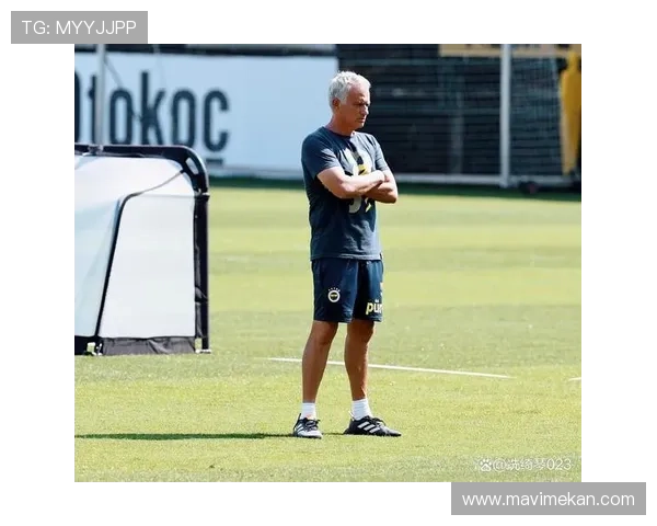 巴萨克赛尔锋线火力全开，状态回暖助球队追赶联赛领先者