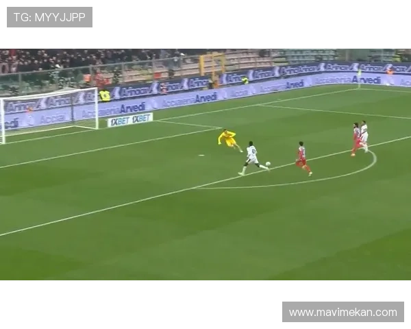 AC米兰莱奥驱动进攻表现波动，是否面临团队协同能力的阶段性考验